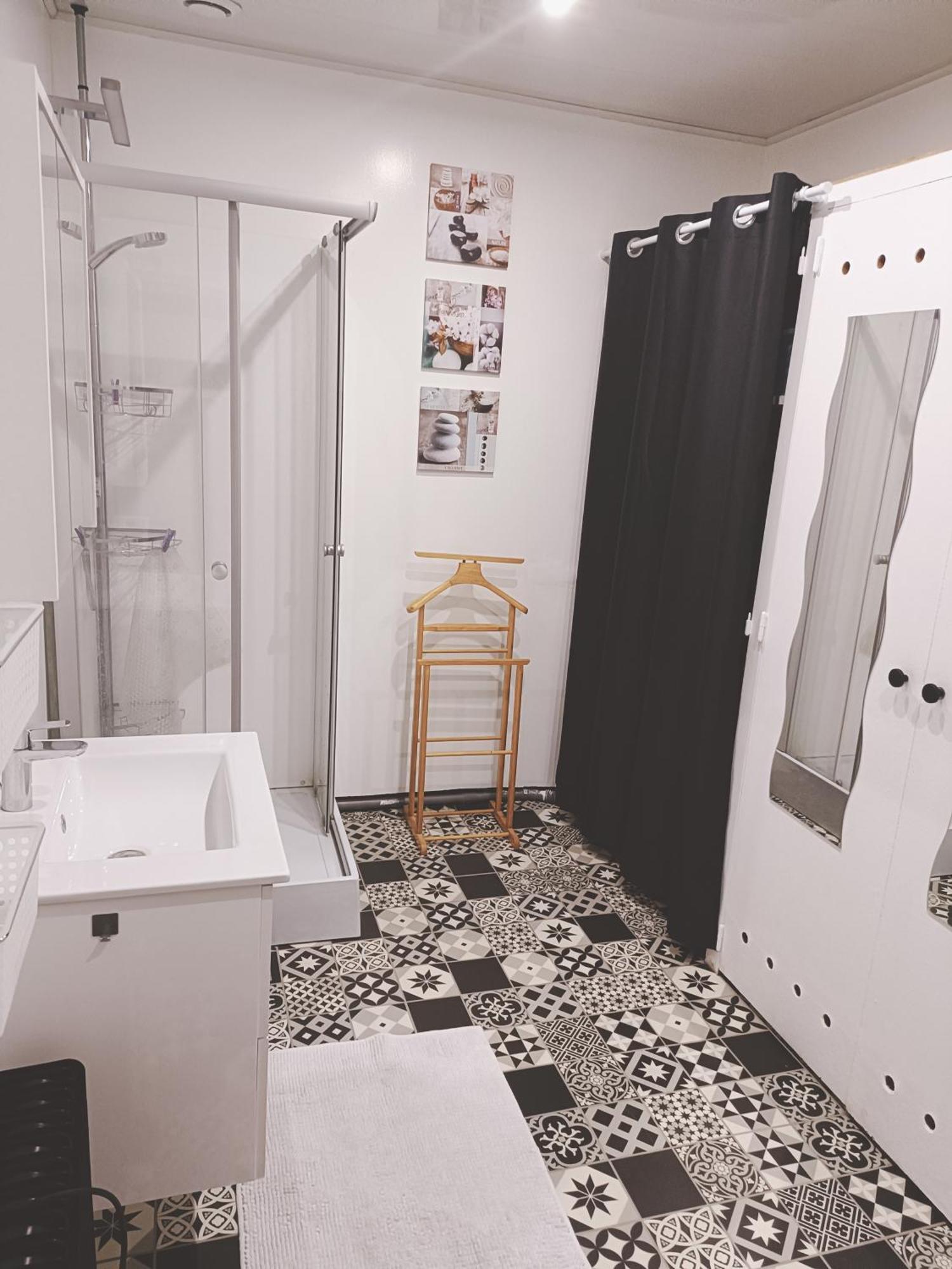 Loft Chez Valy Et Herve Charleville-Mézières Exteriör bild